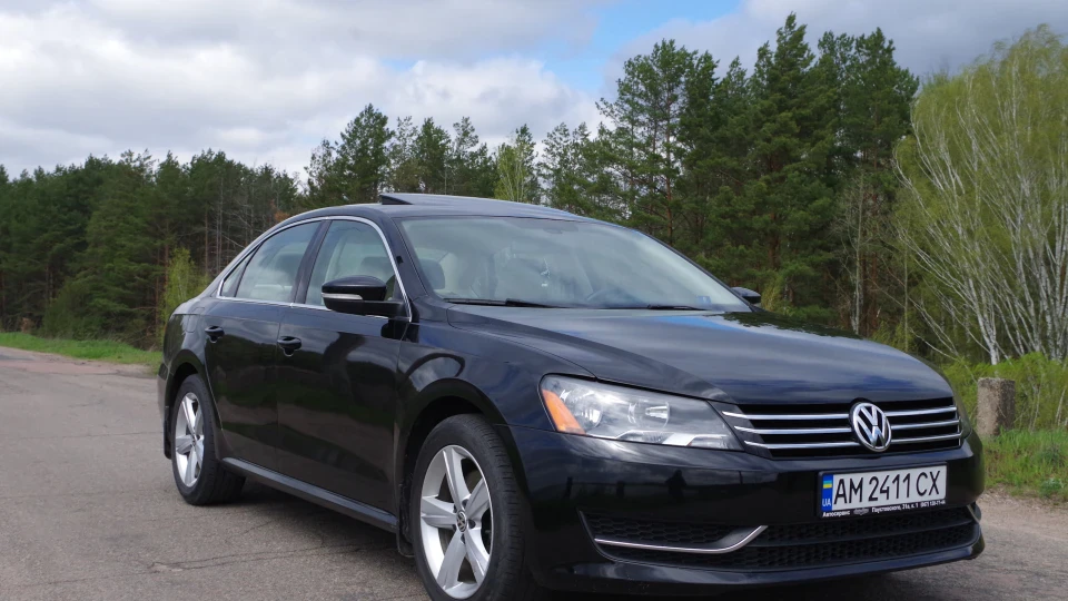 Volkswagen Passat US 2.5 Бензин 3