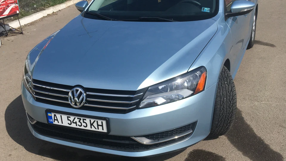 Volkswagen Passat US 2.5 s 4