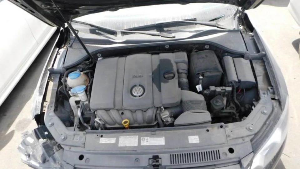 Volkswagen Passat US 2.5 3