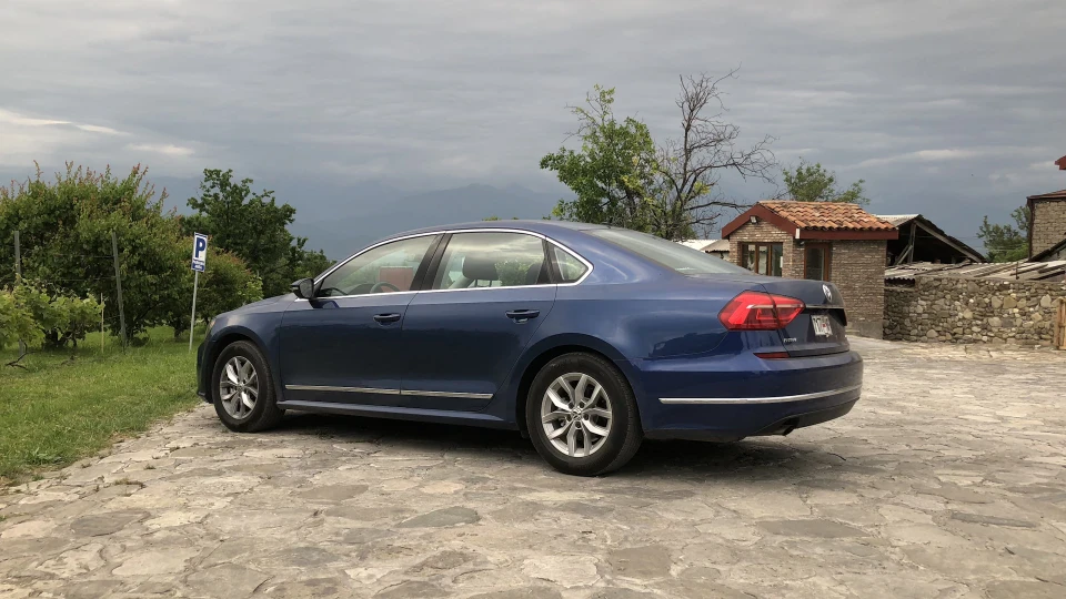Volkswagen Passat US Амерікос 2