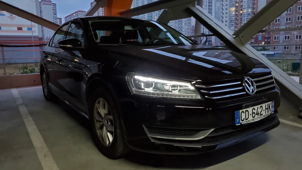 Volkswagen Passat US Чорна Ластівка 2.5 2