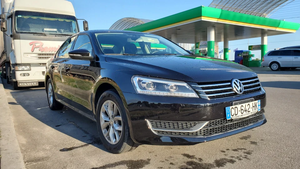 Volkswagen Passat US Чорна Ластівка 2.5 4