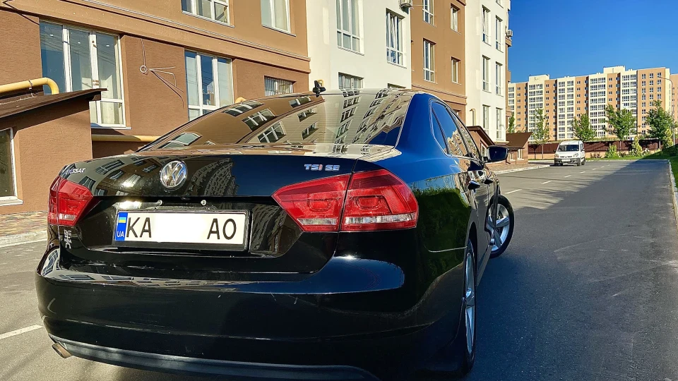 Volkswagen Passat US Чорний Лінкорн 4