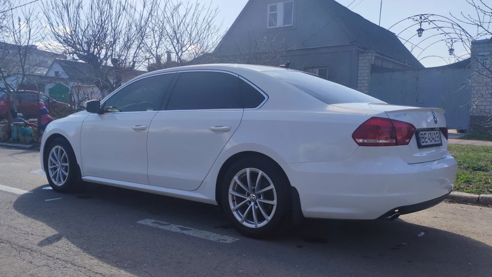 Volkswagen Passat US $€ 2