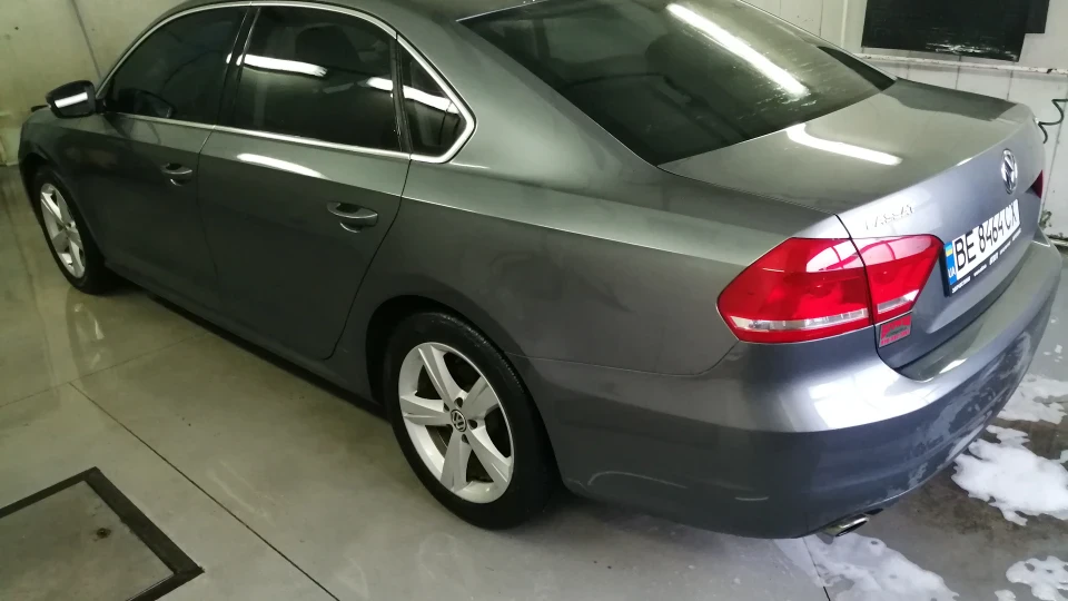 Volkswagen Passat US Grafit 2.5 se 4