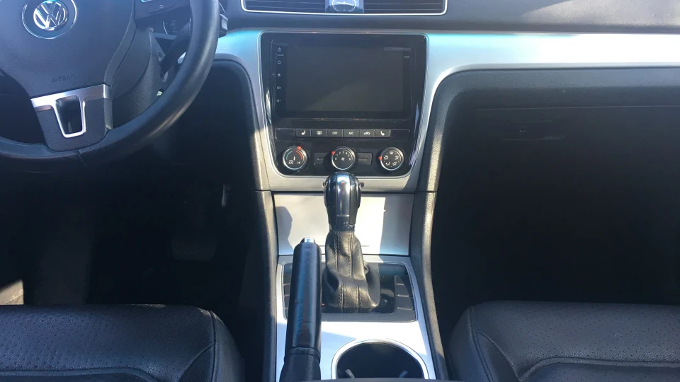 Volkswagen Passat US L2.5 170hp