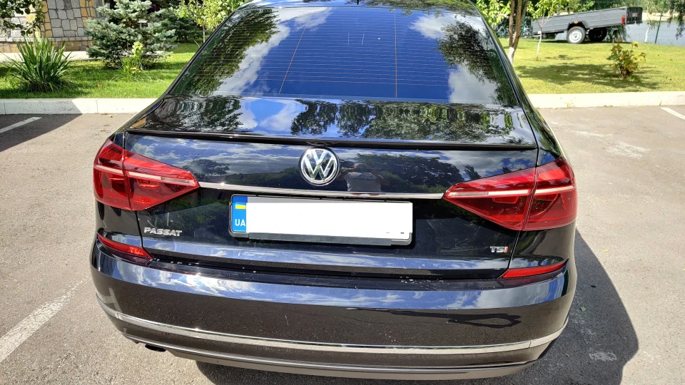 Volkswagen Passat US NMS, комплектація S 3