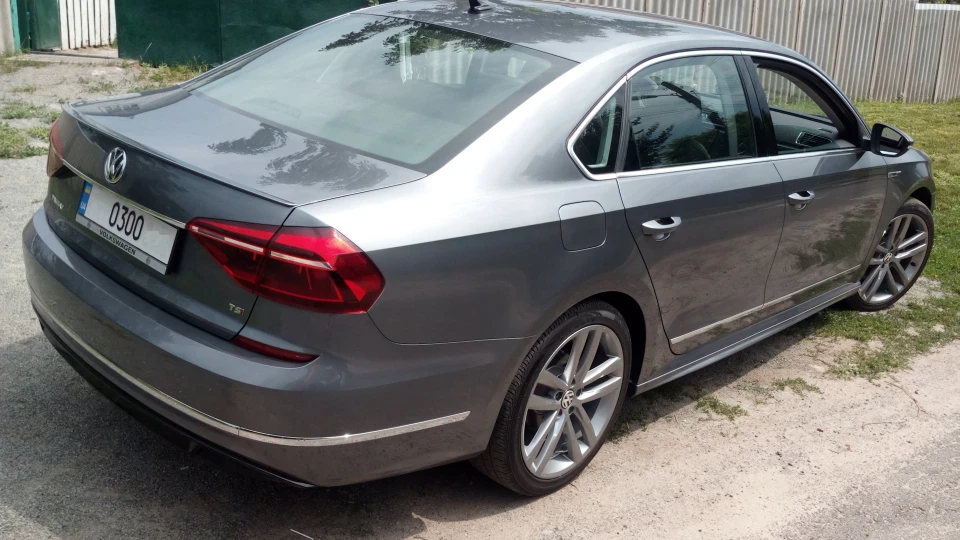 Volkswagen Passat US NMS R-line 1.8 TSI 2