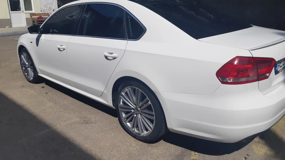 Volkswagen Passat US Passat tsi sport 2