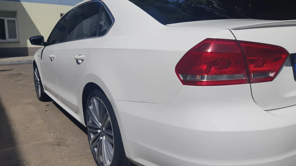 Volkswagen Passat US Passat tsi sport 3