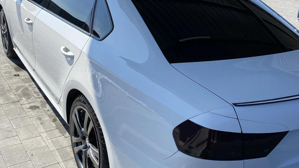 Volkswagen Passat US перламут 2