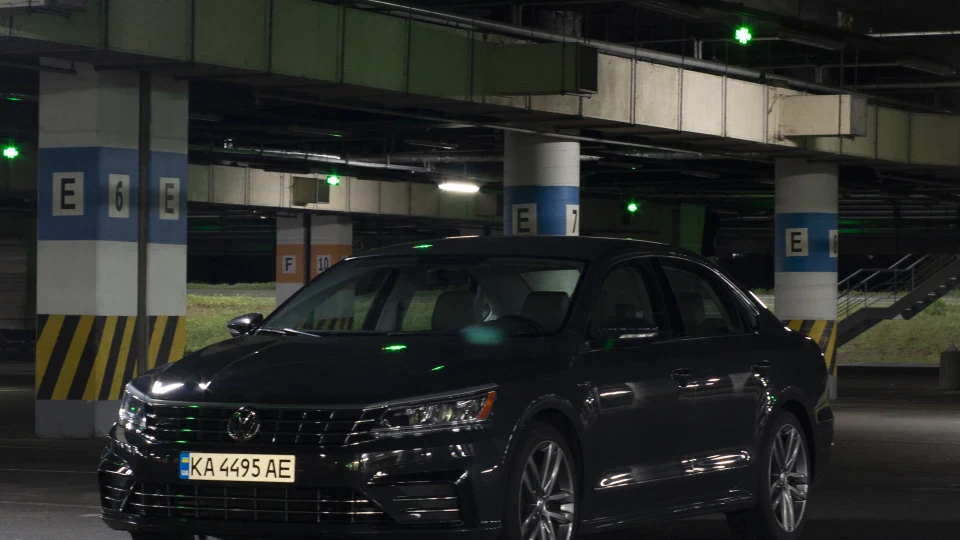 Volkswagen Passat US R-Line 2