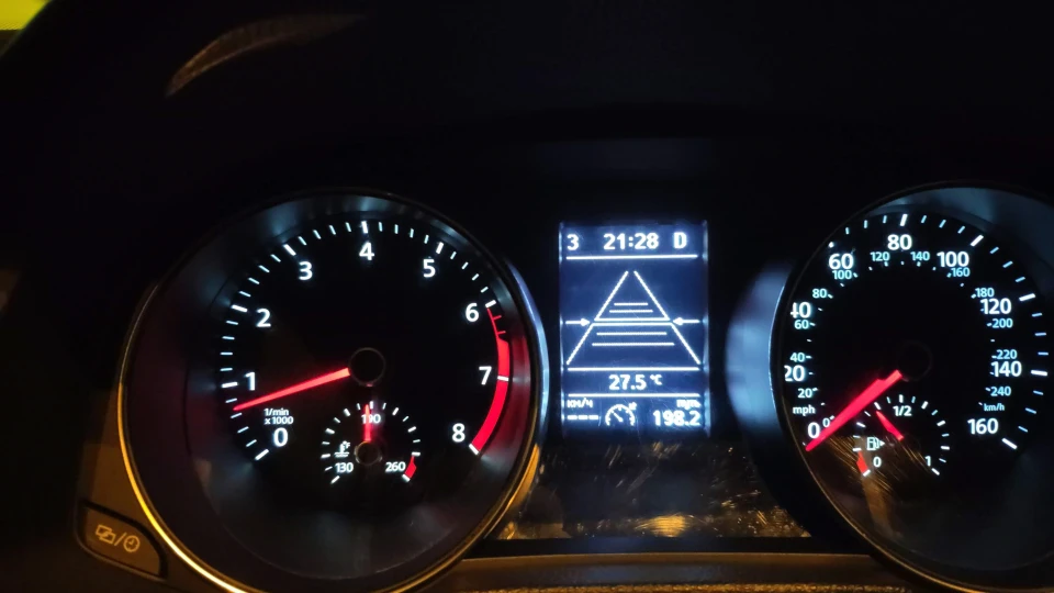 Volkswagen Passat US SE 1.8 TSI 4