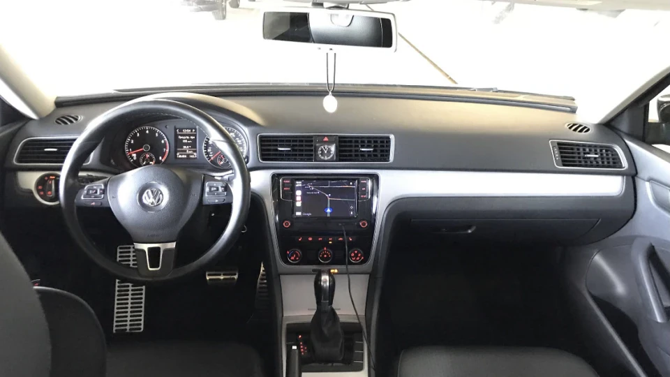 Volkswagen Passat US SE 2.5 Газ / Бензин 2