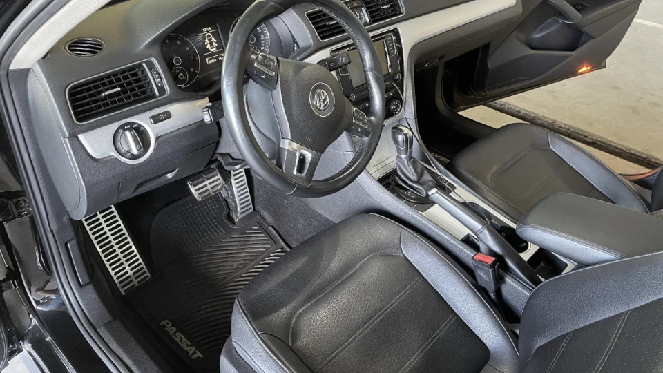 Volkswagen Passat US SE 2.5 Газ / Бензин 4
