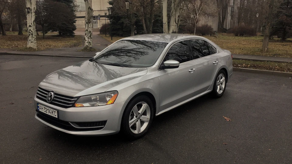 Volkswagen Passat US SE USA 3