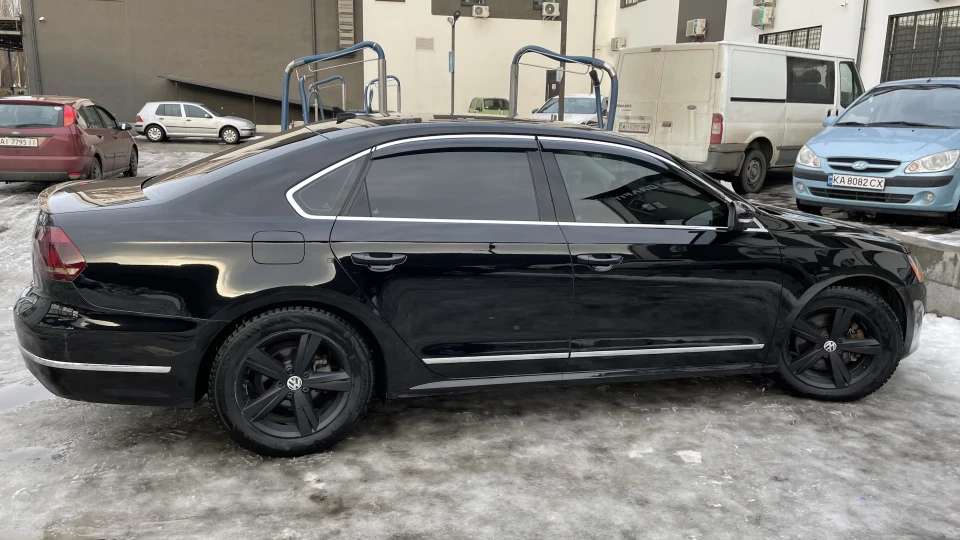 Volkswagen Passat US SEL PREMIUM 4