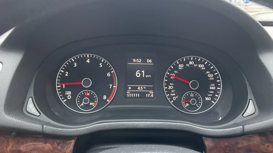 Volkswagen Passat US SEL PREMIUM 5