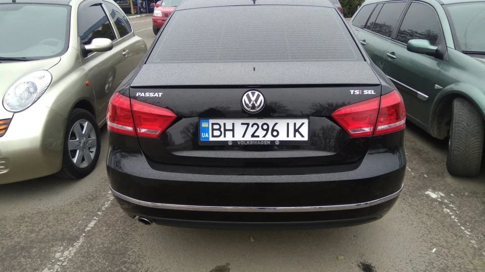 Volkswagen Passat US SEL USA 3