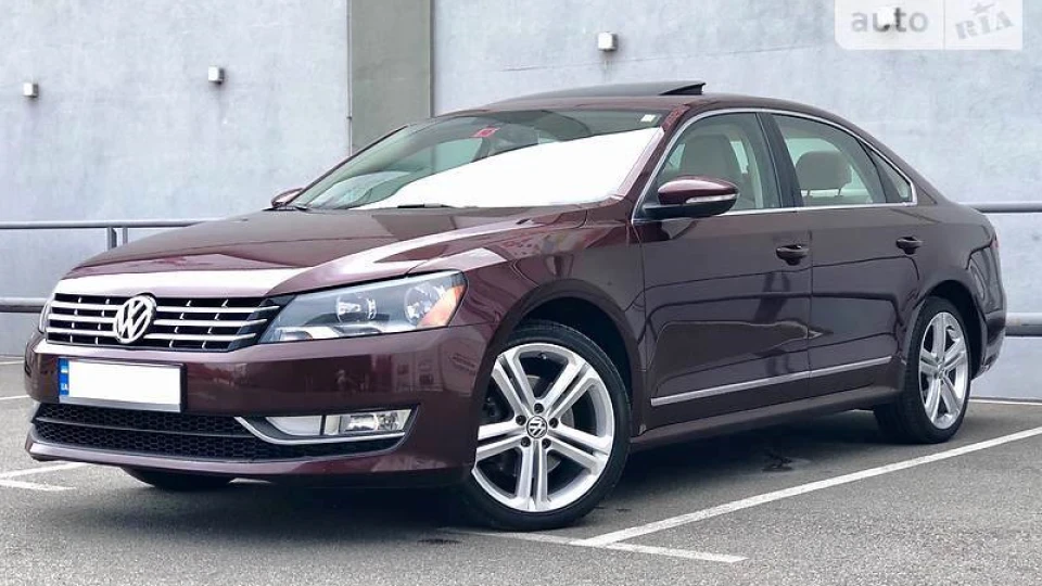 Volkswagen Passat US SEL 2