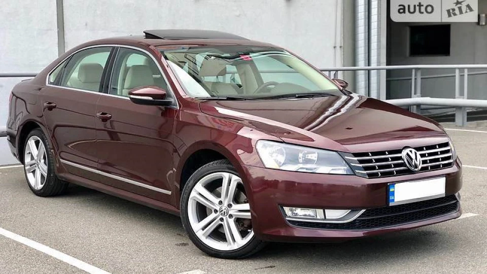 Volkswagen Passat US SEL 4