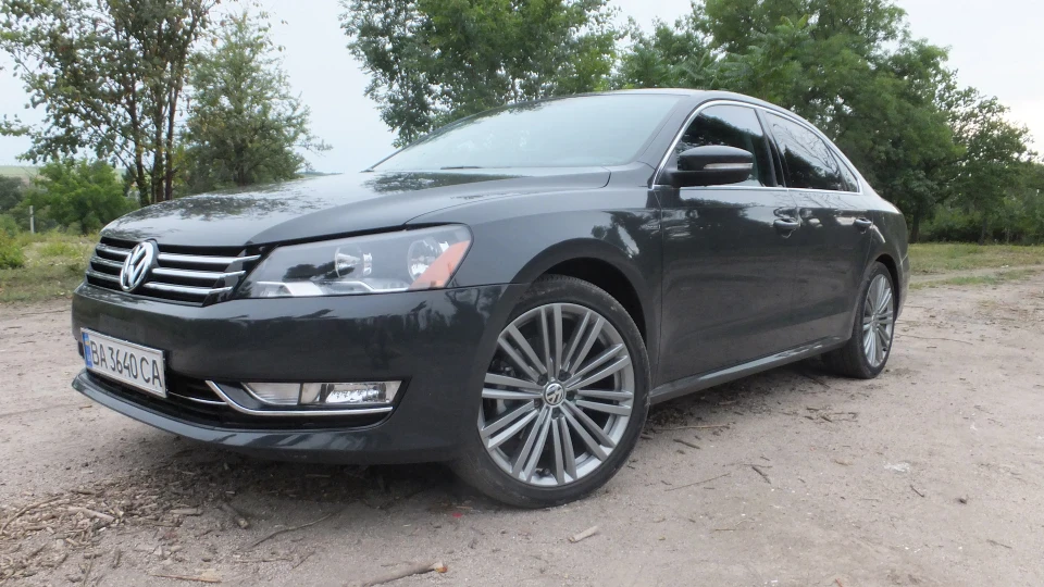 Volkswagen Passat US Sport 2