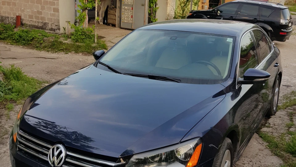 Volkswagen Passat US VOIKSVAGEN PASSAT B7 USA 4