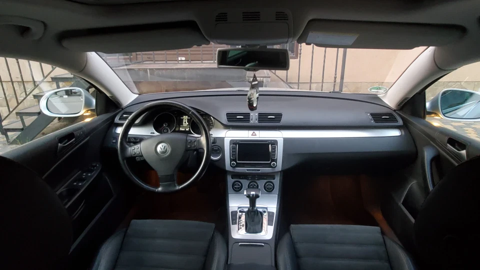 Volkswagen Passat Variant 2