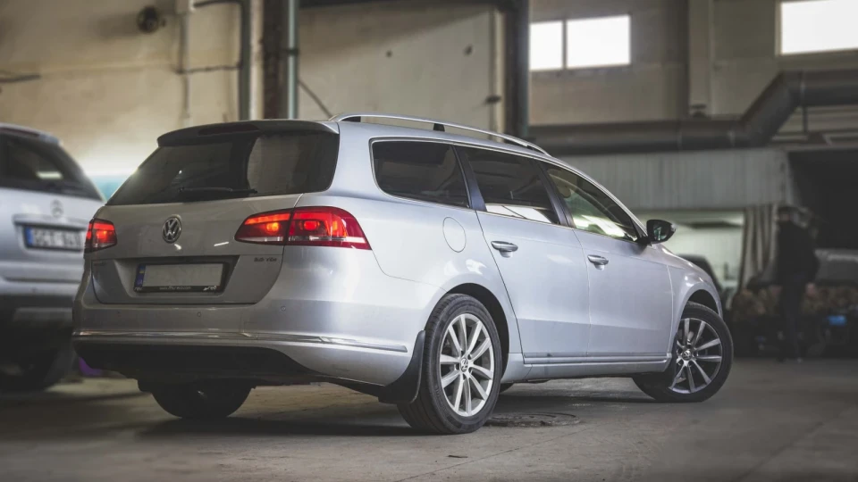 Volkswagen Passat Variant 2