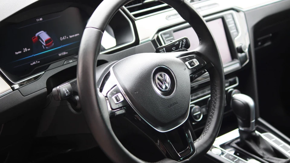 Volkswagen Passat Variant 2
