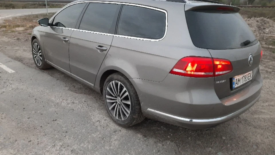 Volkswagen Passat Variant 4