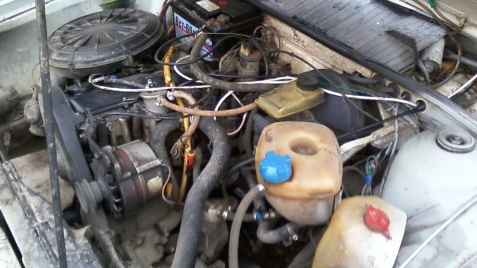 Volkswagen Passat Variant 1.6 RL, Сірий звичайний 5