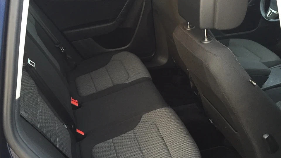 Volkswagen Passat Variant 1.6 TDI BlueMotion 4