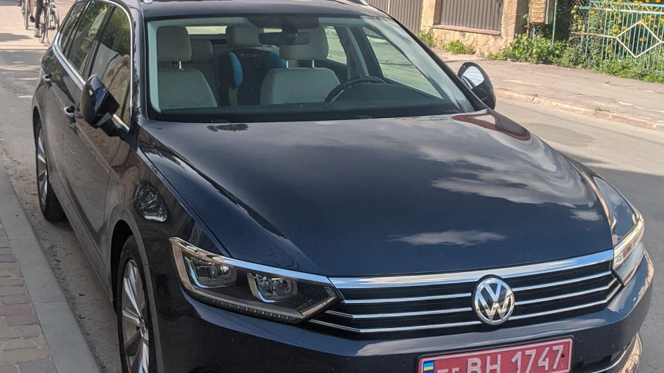 Volkswagen Passat Variant 1.6 tdi dsg 3