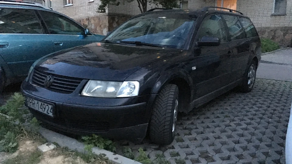 Volkswagen Passat Variant 1.8 Атмо 3