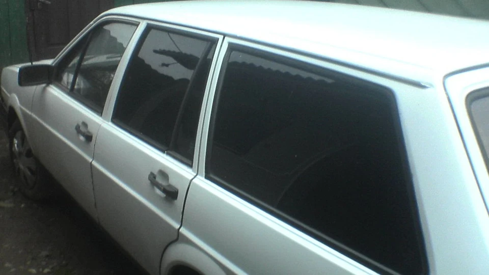 Volkswagen Passat Variant 1.8 карбіратор 3