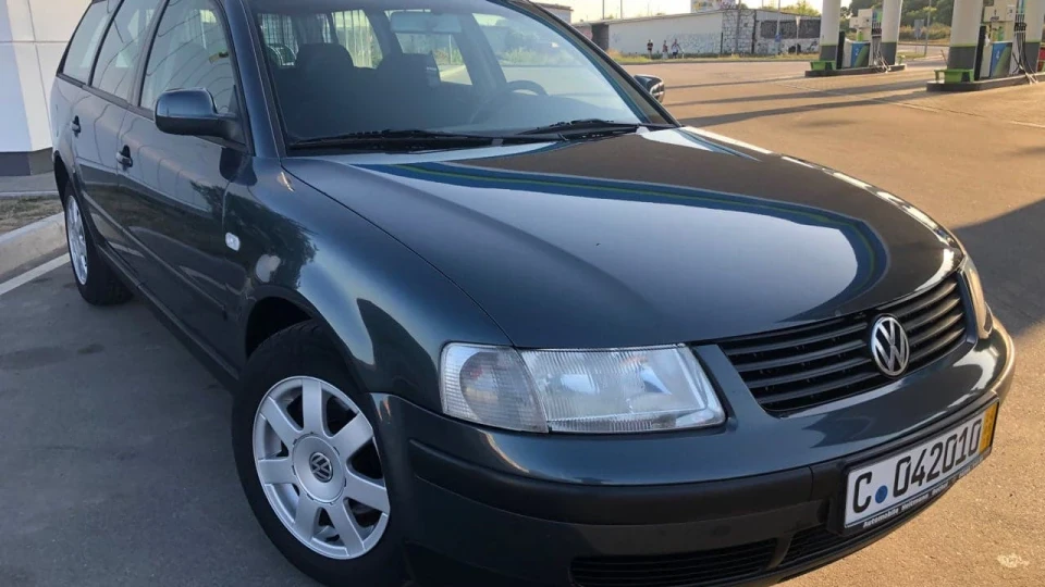 Volkswagen Passat Variant 1.8 Т