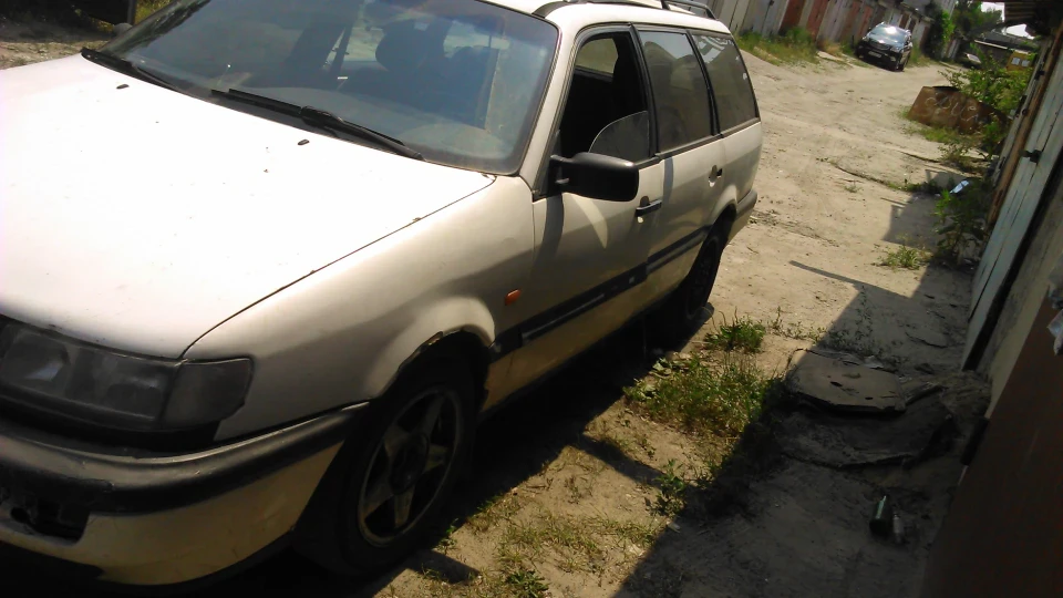 Volkswagen Passat Variant 1.9 атмосфер 4