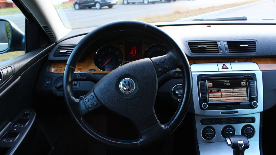 Volkswagen Passat Variant 2.0 170 лс 3