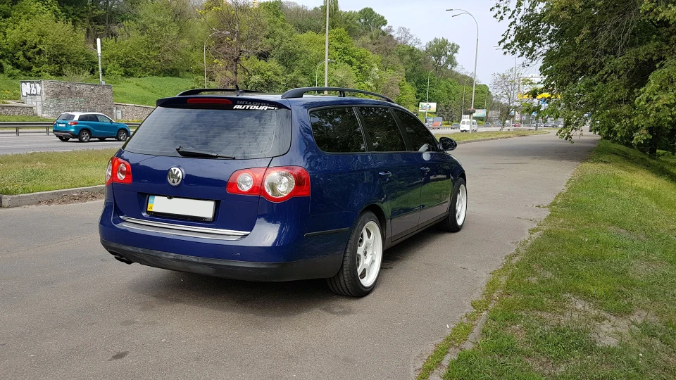 Volkswagen Passat Variant 2.0 BMP RAYS ENG 4