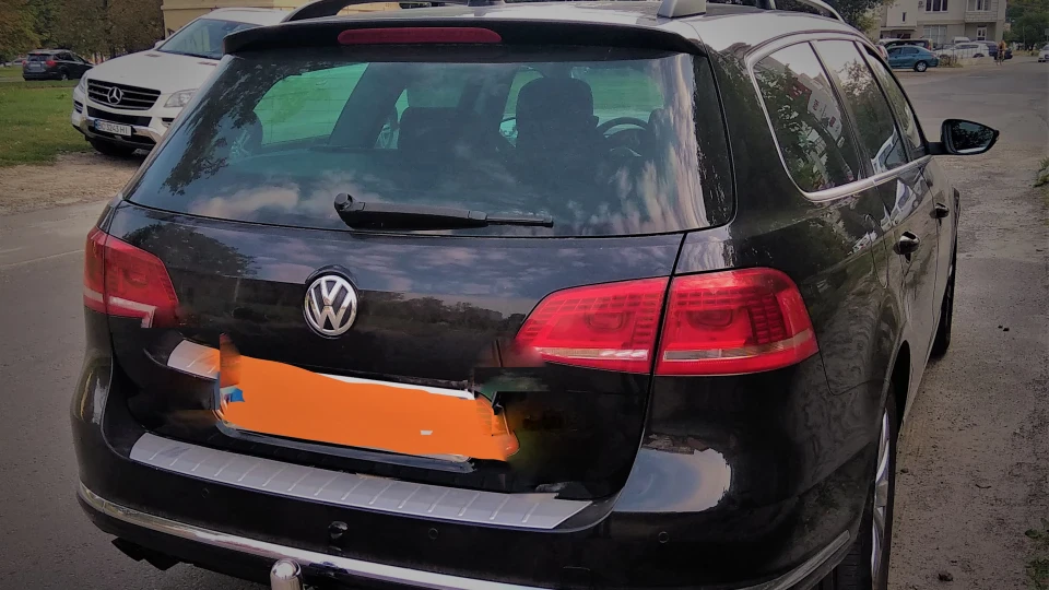 Volkswagen Passat Variant 2.0 tdi DEEP BLACK 2