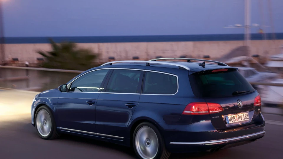 Volkswagen Passat Variant 2.0TDI Nigt Blue 5