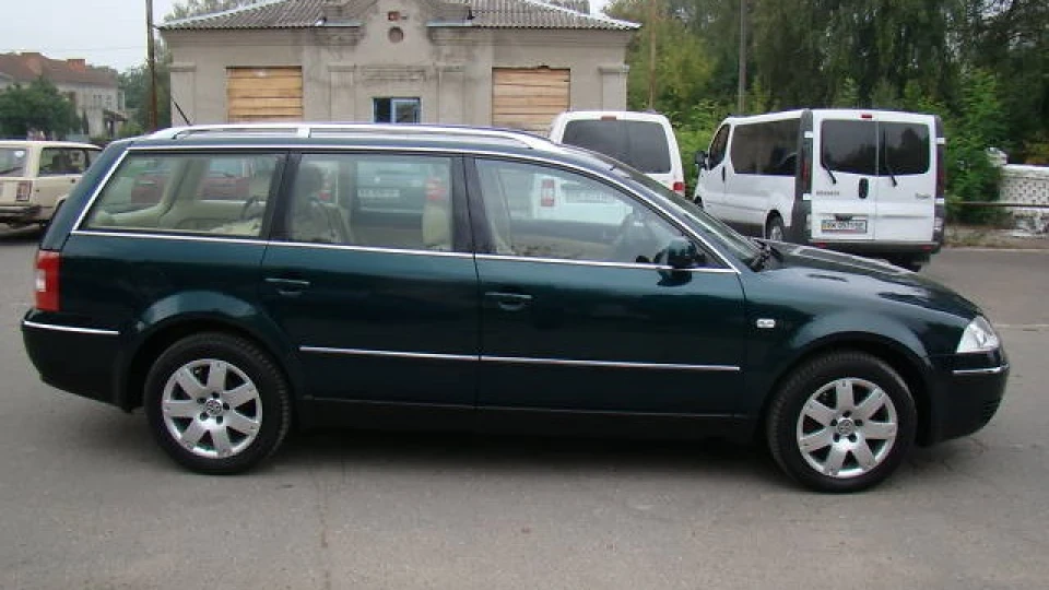Volkswagen Passat Variant 2.5 TDI V6 4Motion 5