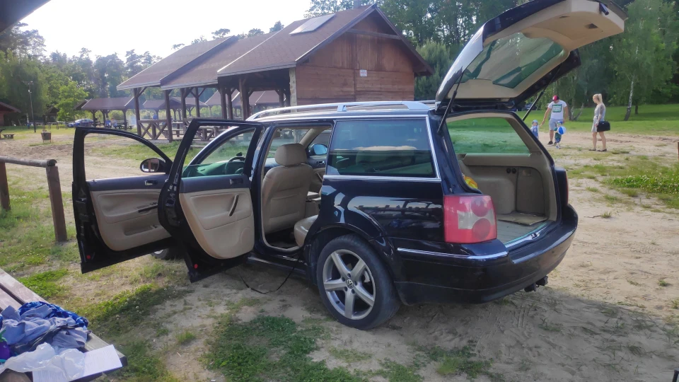 Volkswagen Passat Variant 4motion майже фул)