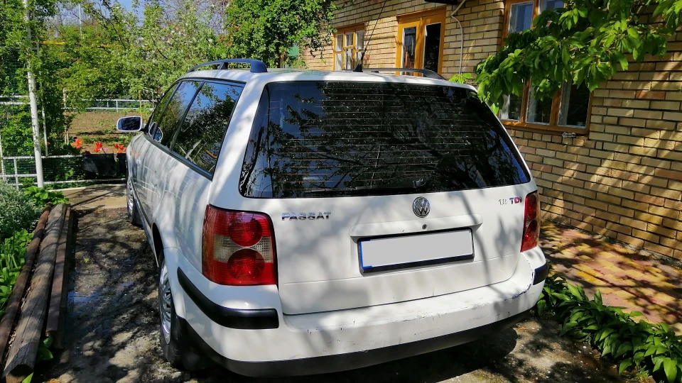 Volkswagen Passat Variant Білий вагон 3