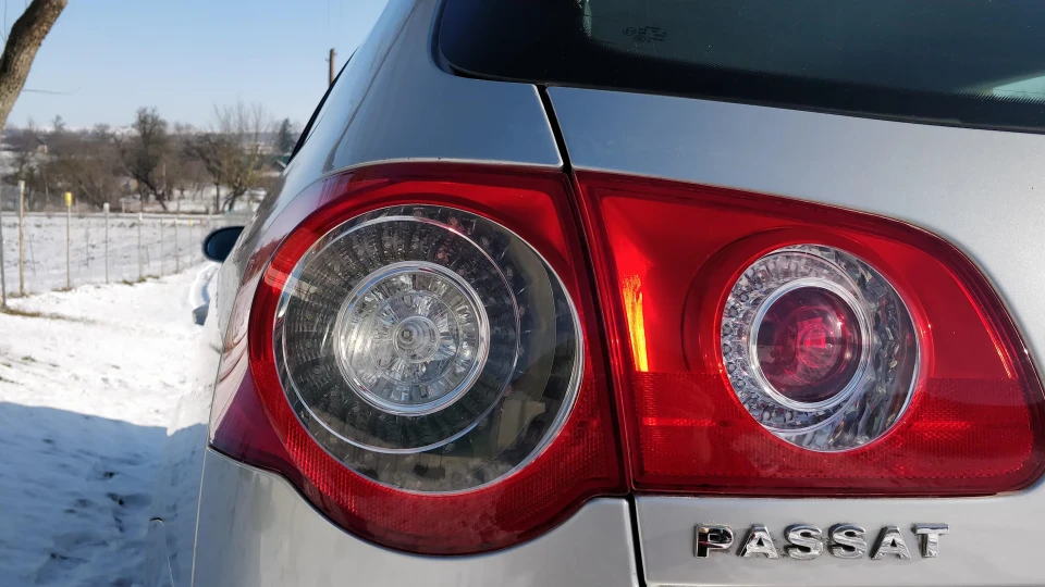 Volkswagen Passat Variant (BKC) 1.9 TDI 4