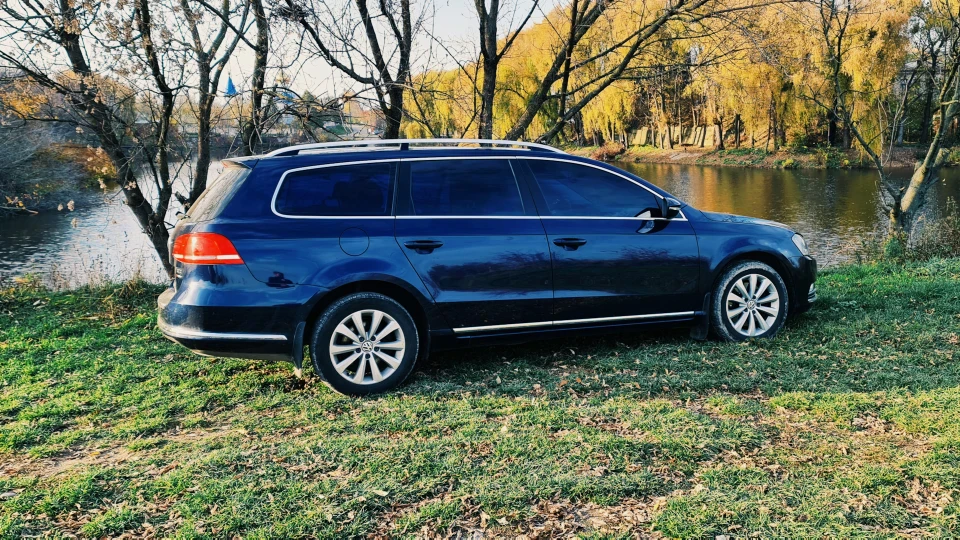 Volkswagen Passat Variant Blue BirdСиній птах🐦 4