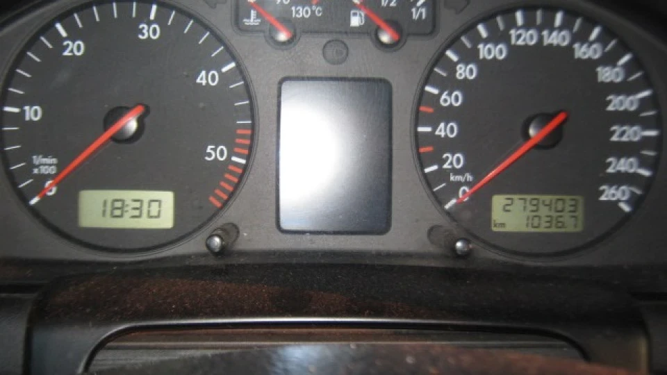 Volkswagen Passat Variant Чорний металік 1,9 TDI 3