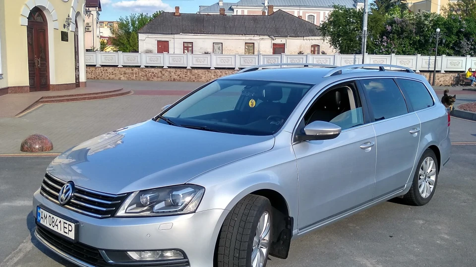 Volkswagen Passat Variant EcoFuel Бомбардір 3