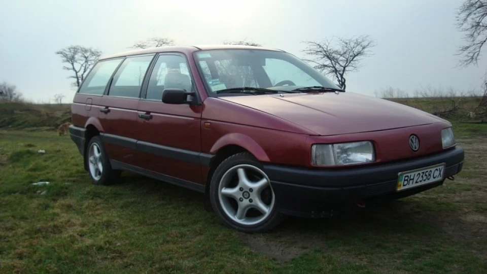 Volkswagen Passat Variant червоний металік 1.9D 3